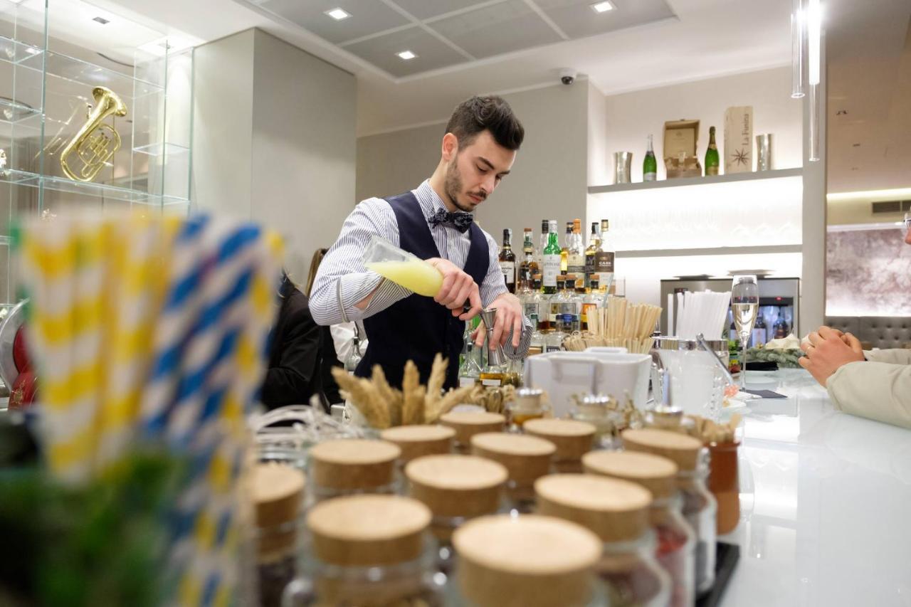 Hotel Repubblica 55 Biella Kültér fotó