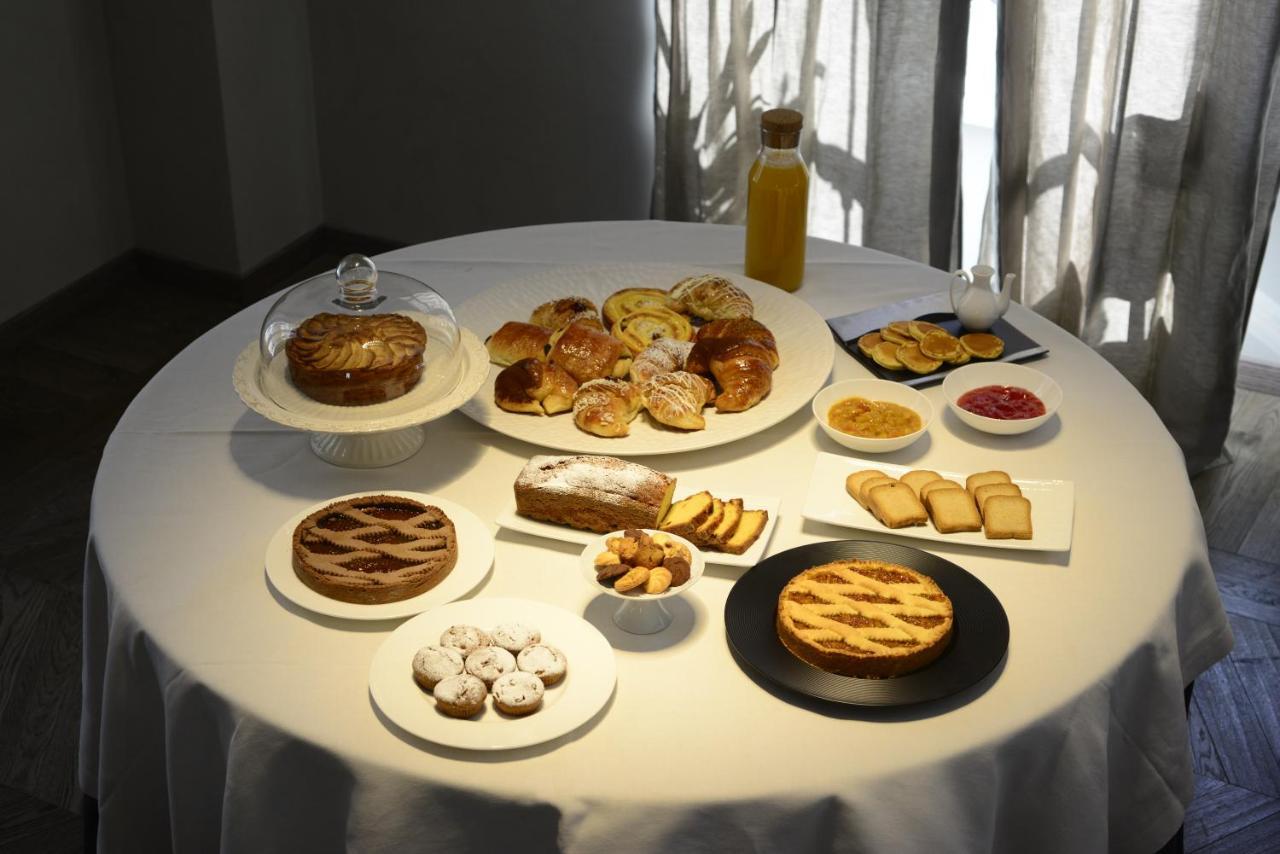 Hotel Repubblica 55 Biella Kültér fotó